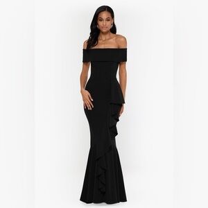Betsy & Adam Black Off-Shoulder ruffle Gown